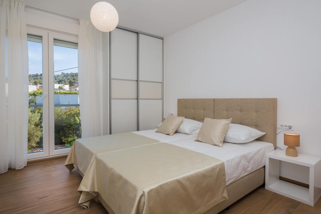 Apartments Alba Slatine Zewnętrze zdjęcie