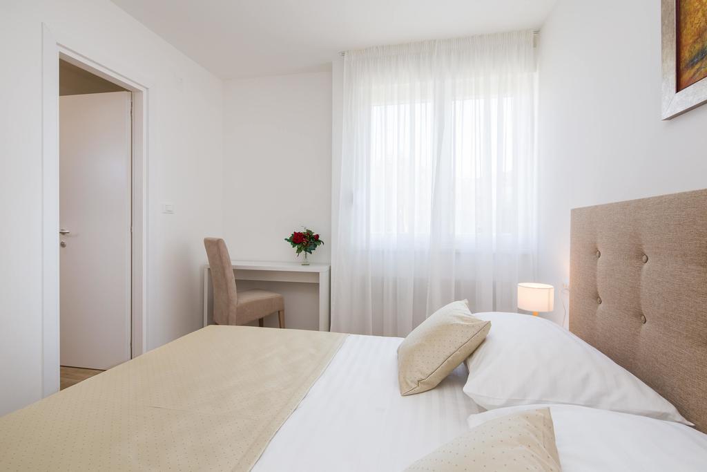 Apartments Alba Slatine Zewnętrze zdjęcie